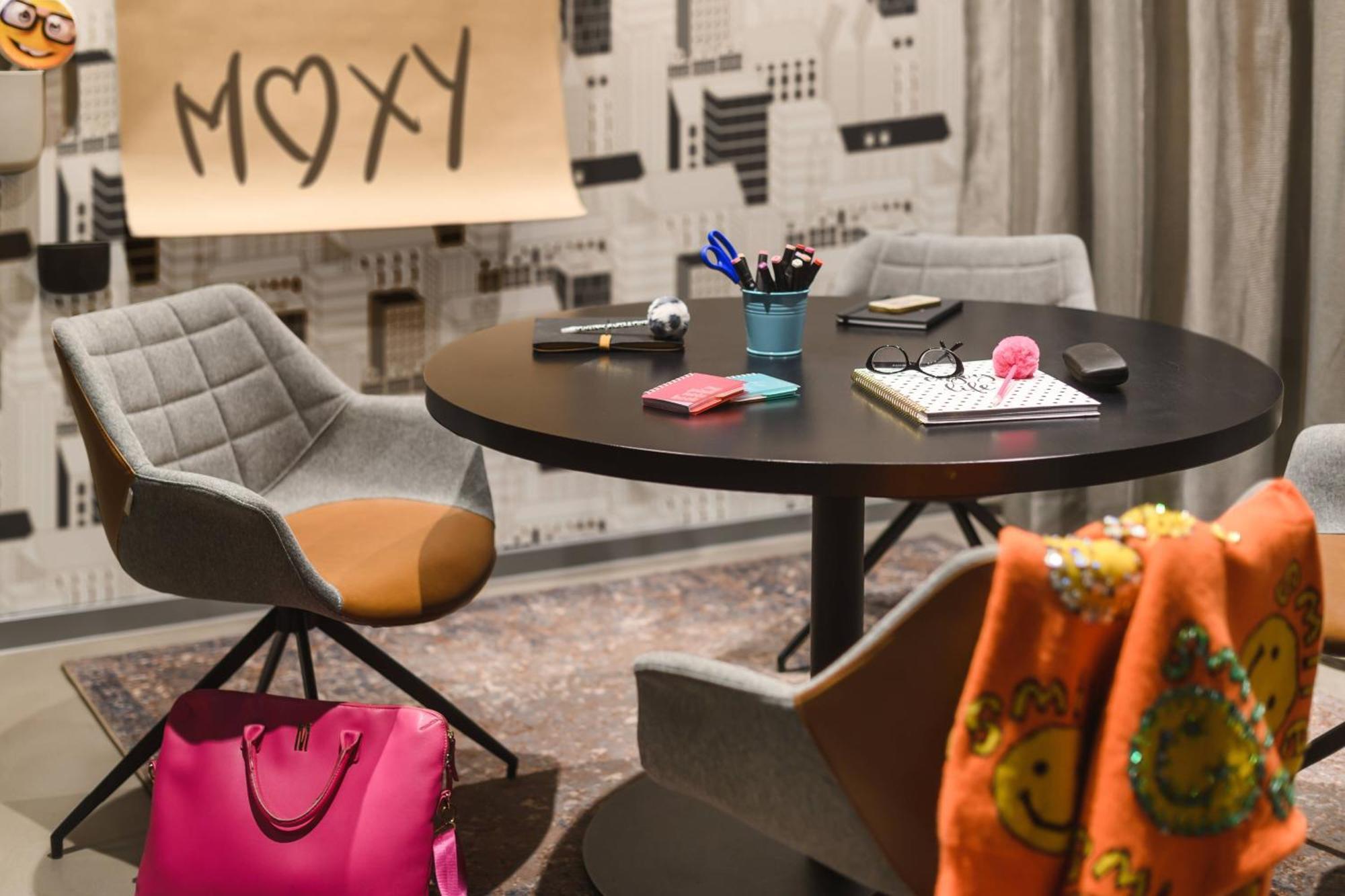Moxy Dresden Neustadt Esterno foto