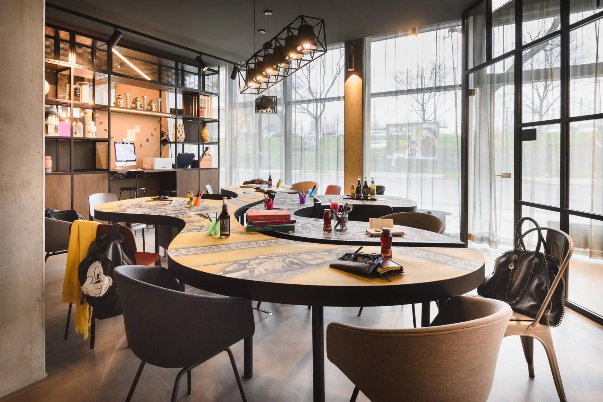 Moxy Dresden Neustadt Esterno foto