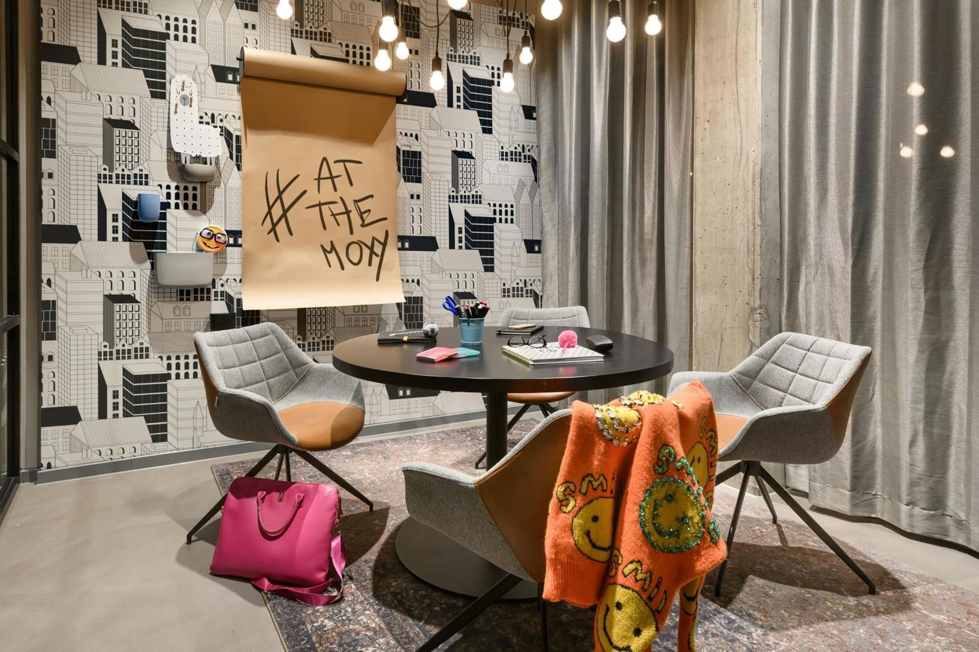 Moxy Dresden Neustadt Esterno foto
